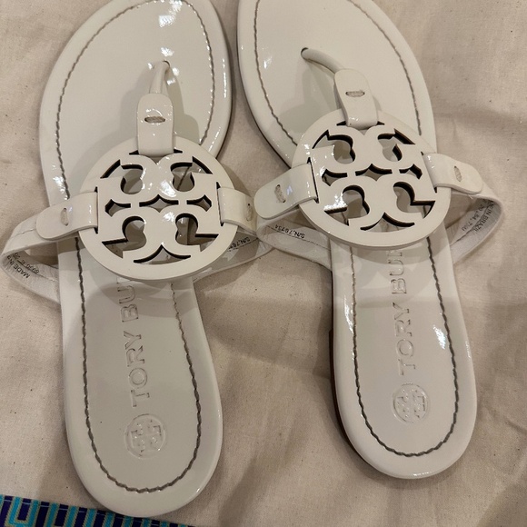 Tory Burch white sandals - Picture 1 of 3